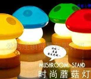 韓國(guó)時(shí)尚蘑菇拍拍燈 點(diǎn)亮溫馨生活的小夜燈之選