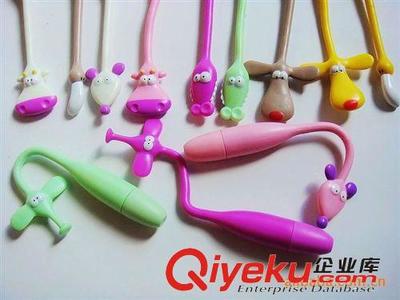 鄰舍工廠(chǎng) 創(chuàng)意動(dòng)物彎曲筆，打造獨(dú)特贈(zèng)品新選擇